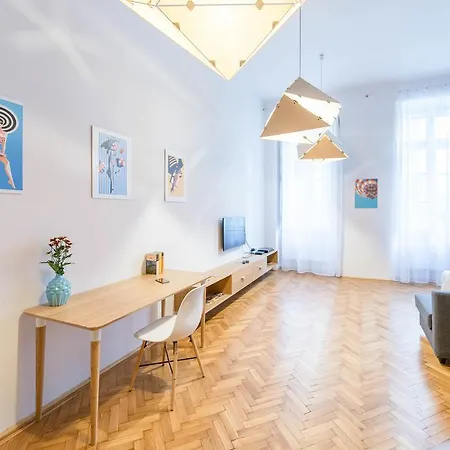 Oasis Paulay Ede Street Apartment
