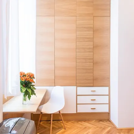 Apartment Oasis Paulay Ede Street Budapest