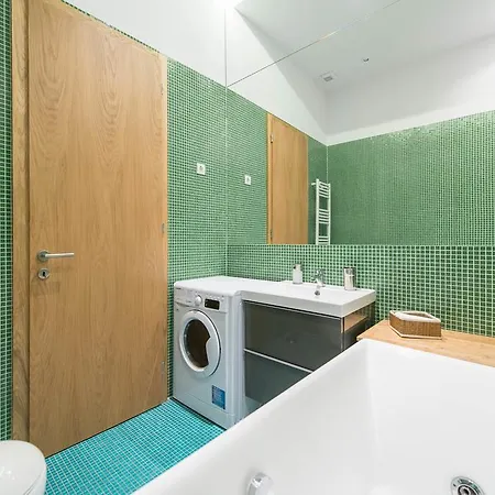 Oasis Paulay Ede Street Apartment Budapest