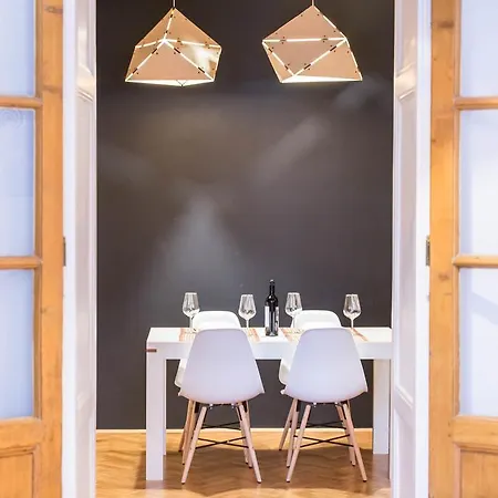 Oasis Paulay Ede Street 아파트